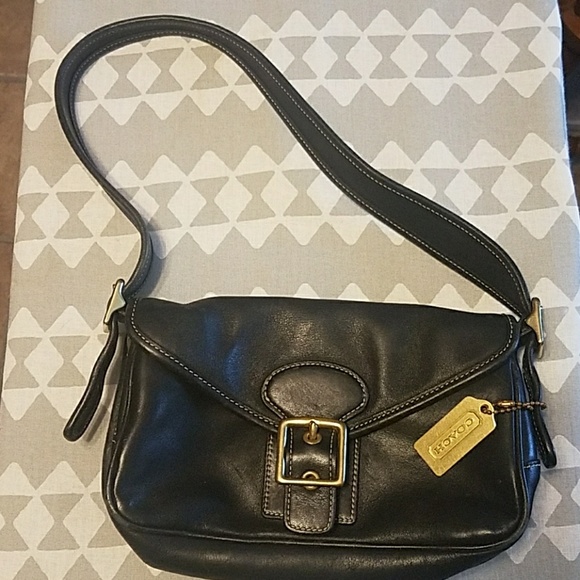 Coach Handbags - 💟HOST PICK💟 Coach black soft leather purse